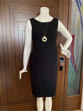 IVANKA TRUMP Dress, Sheath, Black Starburst, Sz 14